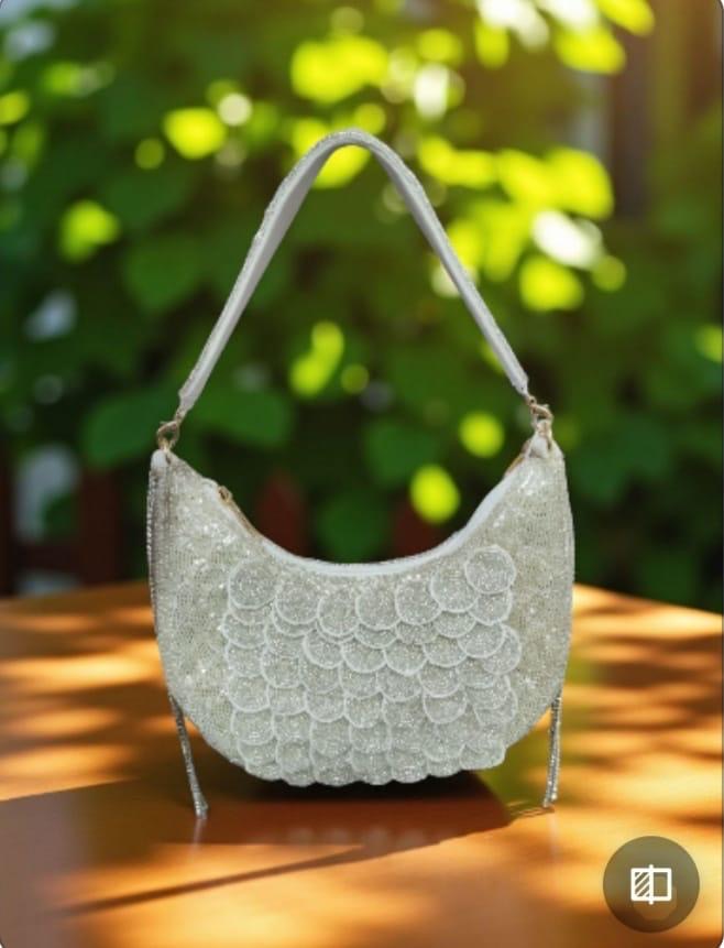 Silver Scallop Beaded Shoulder Bag (125442)