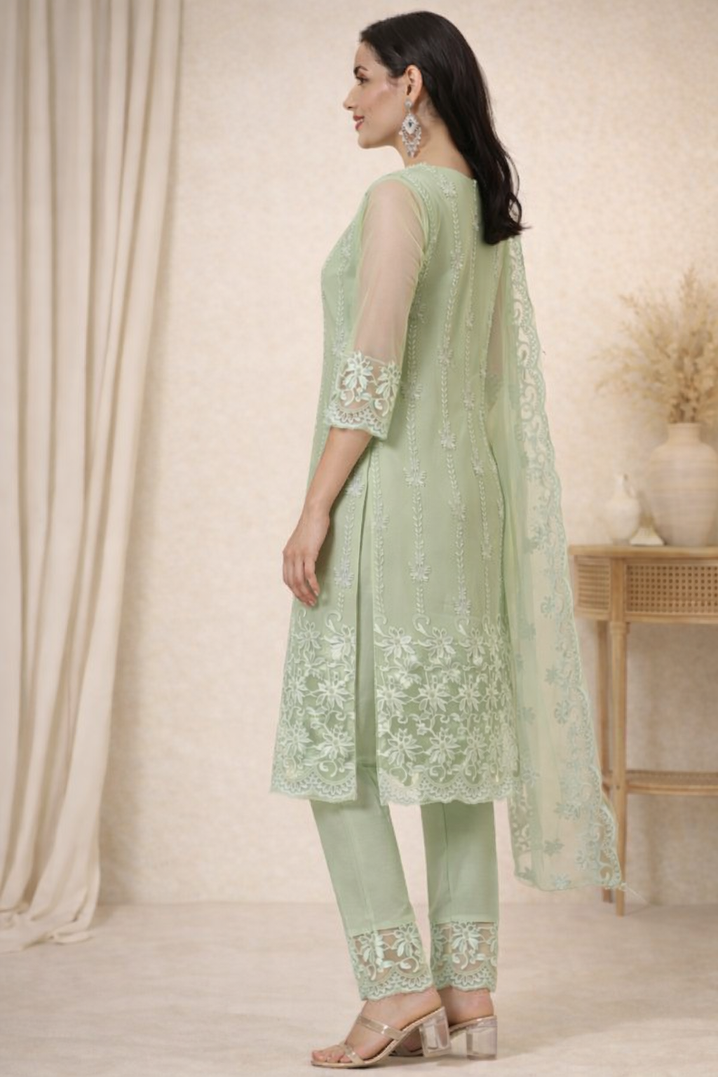 Kurta With Dupatta And Bottomwear (1254166)