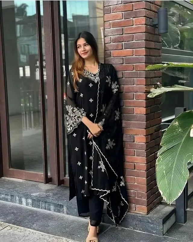 Kurta With Dupatta And Bottomwear (1254154)